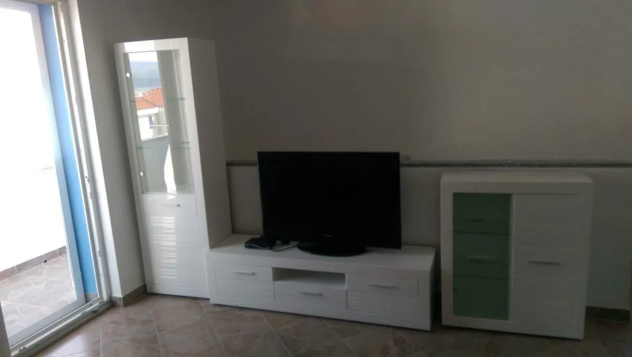 Apartment Holiday Home Ankica Razanac